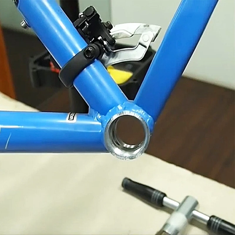 Fraise Et Tarauds Pour Boitier De Pédalier Vélo Super B 3 Fraise Et Tarauds Pour Boitier De Pédalier Vélo Super B – Image 3