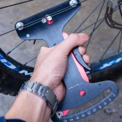 Tensiomètre De Rayons Pour Roue De Vélo 10 Tensiomètre De Rayons Pour Roue De Vélo -Super B Soldes tensiometre de rayons pour roue de velo 4