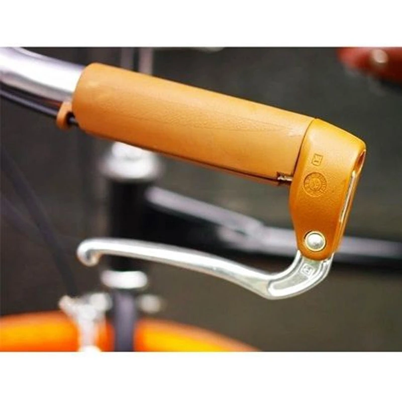 Vélo Vintage à Grande Roue + Selle Et Sacoche En Cuir Brun BROOKS 2 Vélo Vintage à Grande Roue + Selle Et Sacoche En Cuir Brun BROOKS – Image 2