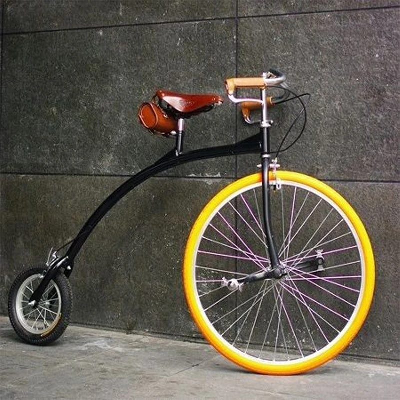 Vélo Vintage à Grande Roue + Selle Et Sacoche En Cuir Brun BROOKS 5 Vélo Vintage à Grande Roue + Selle Et Sacoche En Cuir Brun BROOKS – Image 5